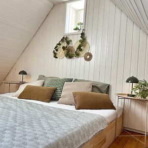 Holideis - Art-Apartment - 3Min To Monschau - Big Terrace - 2 Bedrooms